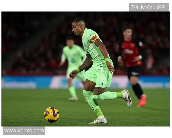 拉菲尼亚西甲赛场精彩破门助力球队争冠再添动力