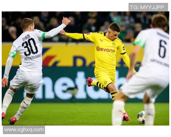 多特遭遇惨败！门兴格拉德巴赫2-1逆转取胜，榜首宝座岌岌可危